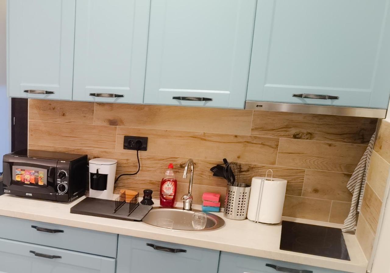 Rastko-n Lux 32 Milmari Apartman *