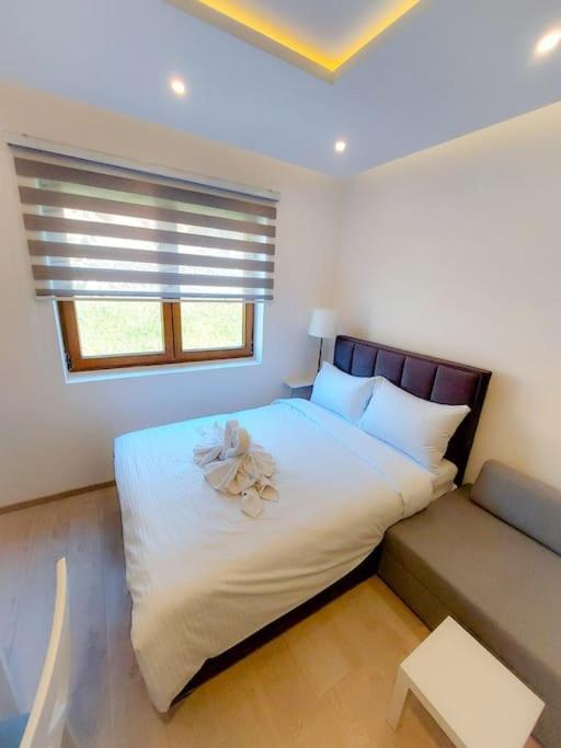 Apartman Rastko-n Lux 32 Milmari